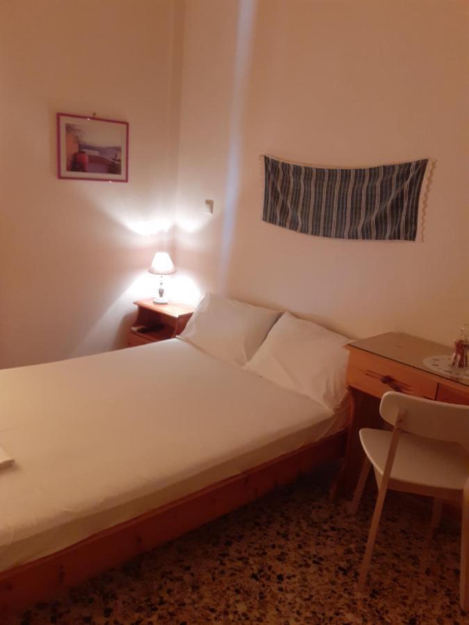 Kritikos Rooms Monemvasia Exterior photo